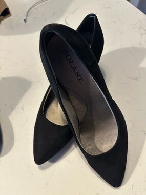 Black Suede Pointed-Toe Women's Pumps